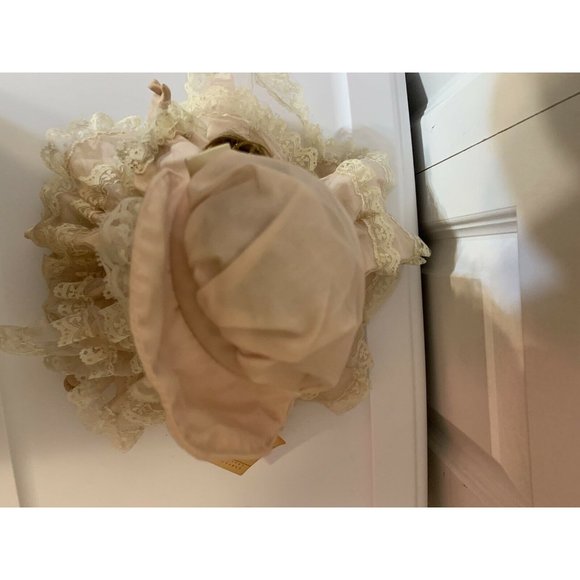 Vintage Porcelain Bradley’s Doll Big Eye Girl 10” Sitting Pouty - Picture 11 of 12